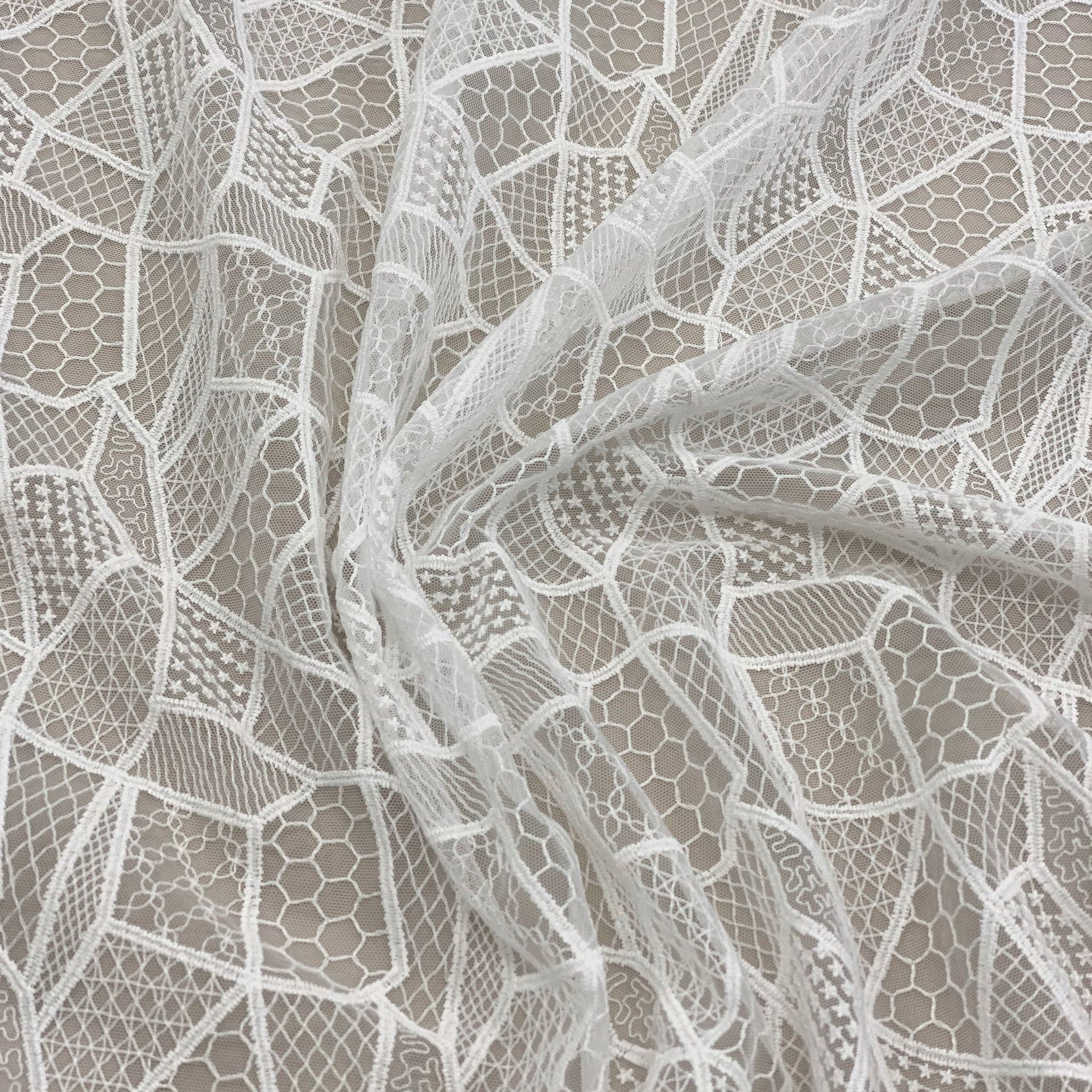 Geometric Lace (1639) Ivory – Silk World